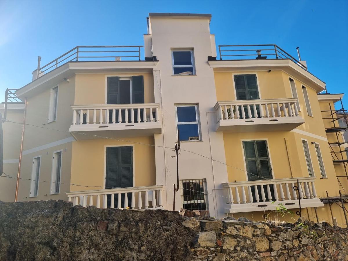 Affittacamere House Leomar Di Sara Genoa Exterior photo